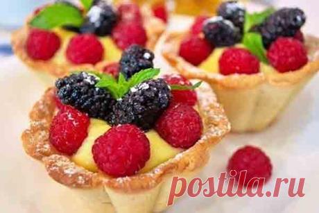 Корзиночки с ягодами - на vse-o-ede-online.ru Это достаточно простой рецепт "корзиночки с ягодами", а особенно если Вам не хватает витаминов. Замечательный десерт и главное очень вкусный и полезный.