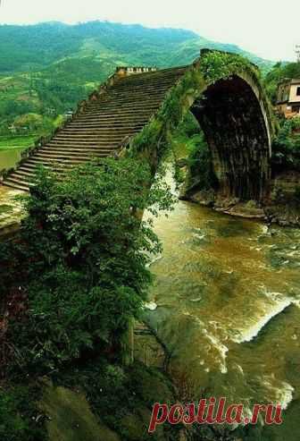 liberoz666:


 Moon Bridge, Hunan, China