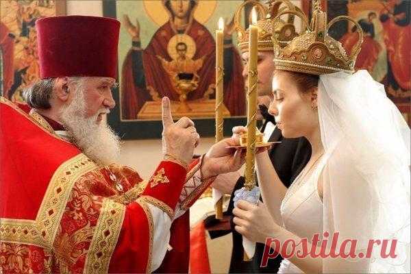 Почему Церковь не венчает еретиков Как можно в XXI веке всерьез говорить о каких-то «еретиках» и почему Церковь делит людей на верных и неверных, отказывая в услуге венчания – разве это не дискриминация? Размышляет Сергей Худиев. Мне д...