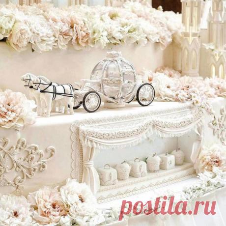 Самые красивые и дорогие свадебные торты в мире