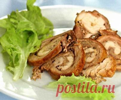 рулет двухцветный,рулет рецепт с фото,рецепт мясного рулета с фото.простой рецепт рулета