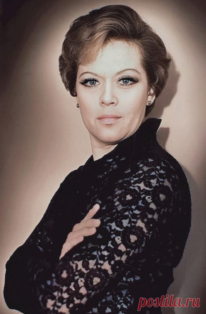 Алиса Фрейндлих, 8 декабря, 1934