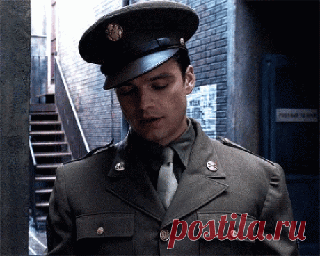 Себастьян Стэн