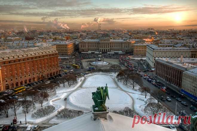 Исаакиевская площадь .Фотограф Эдуард Гордеев.