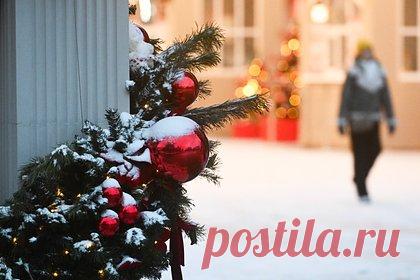 Москву покрыло снегом