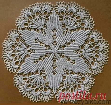 Маленькая салфетка крючком