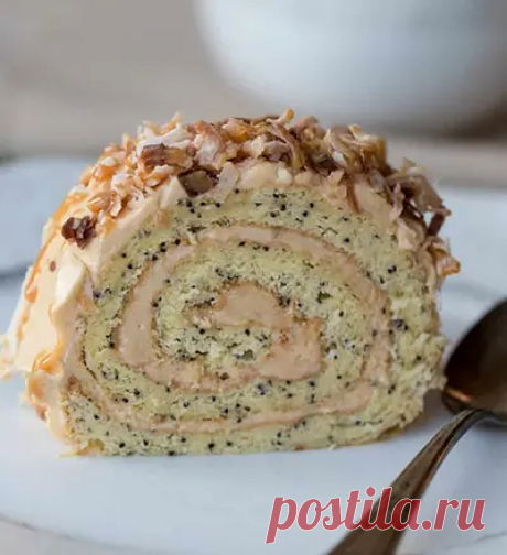 Бисквитный рулет с маком и кремом – как приготовить
