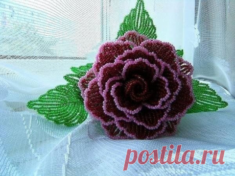 Роза из бисера