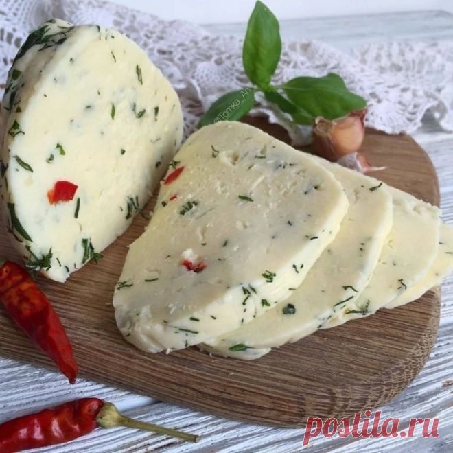Самый любимый вид сыра - Адыгейский 😋 .... 📌 Ингредиенты: 1 л.... | Интересный контент в группе ЗДОРОВОЕ ПИТАНИЕ Самый любимый вид сыра - Адыгейский 😋 .... 📌 Ингредиенты: 1 л. молока (у меня 1,5%) 1 л. кефира (у меня 1%) 3 яйца 3 ч.л. соли Зелень, паприка 📌 Приготовление: В кастрюлю... | Вступай в группу ЗДОРОВОЕ ПИТАНИЕ в Одноклассниках