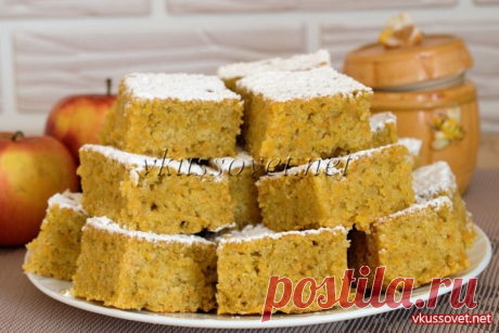 Коврижка с морковью и яблоками Рецепт приготовления постной коврижки с морковью, яблоками на манке. В последнее время постные коврижки становятся наиболее популярным видом выпечки среди хозяюшек. Как правило, в состав коврижек входит самый простой вегетарианский набор ингредиентов: растительное масло, мука, сахар или мед,