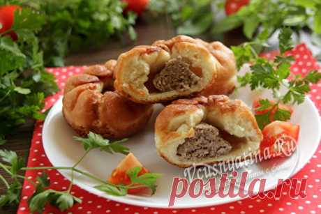 Самые вкусные беляши на свете: пуховое тесто, домашние, пышные Рецепт самых вкусных беляшей на свете. Пуховое тесто замешивается быстро и легко, а готовые беляши получаются пышными и по-настоящему домашними.
