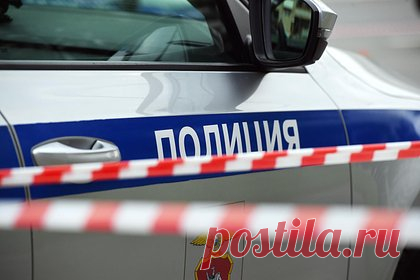 Россиянка ворвалась с гранатой в офис микрозаймов