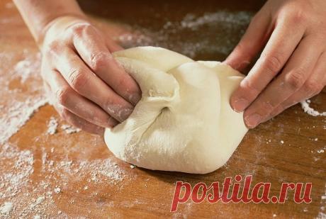 Идеальное тесто для домашних пельменей: 3 очень вкусных рецепта, советы