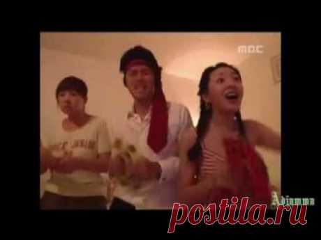 В клипе задействованы: 1. Чжи Сон (Ji Sung) – Семейные узы, Новое сердце, Шоумен, 2. Чха Сын Вон (Cha Seung Won) – Все окружены, 3. Чжи Хён У (Ji Hyun Woo) –...