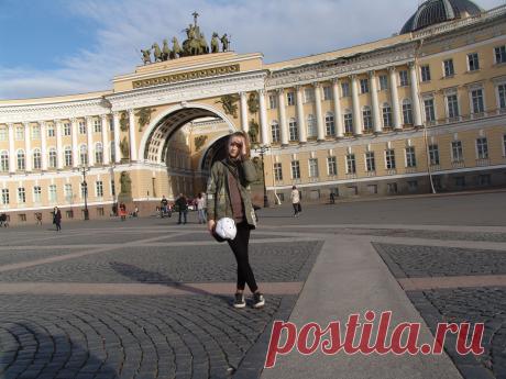 ДВОРЦОВАЯ ПЛОЩАДЬ