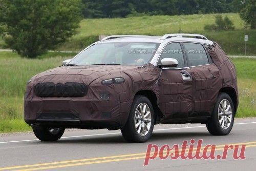 Jeep готовит обновление внедорожника Cherokee