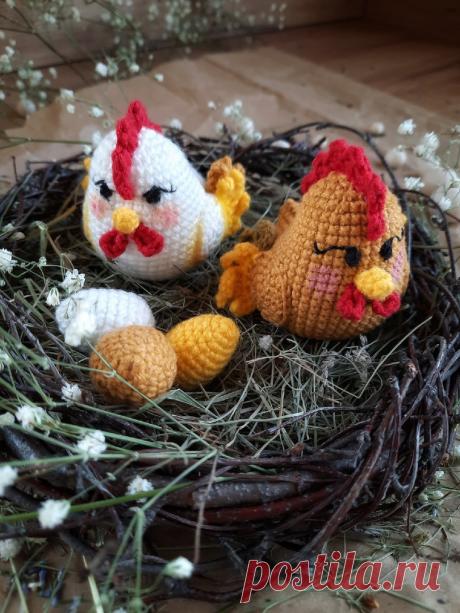 PDF Курочка крючком. FREE crochet pattern; Аmigurumi chiken patterns. Амигуруми схемы и описания на русском. Вязаные игрушки и поделки своими руками #amimore - маленькая курочка, пасхальная курица, птица к Пасхе.