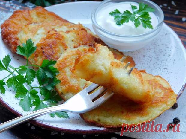 (31) Готовлю картофельные лепешки за 10 минут. Вкус, как у настоящих драников. И терка не нужна - БУДЕТ ВКУСНО!
                                             - 14 ноября
                                             - 43046114644 - Медиаплатформа МирТесен Драники - очень вкусное блюдо, которым гордятся белорусские кулинары. Драники - это уникальные картофельные лепешки. Основа драников - это тертая на терке картошка. Если честно, то тереть на терке картошку - удовольствие ма...