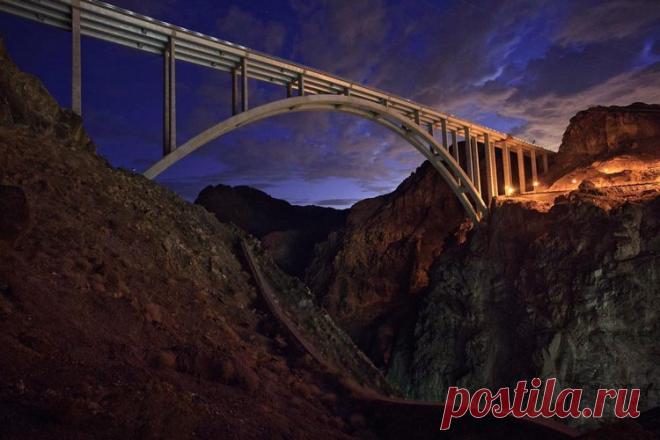 «Мемориальный мост Майка О’Каллагана — Пэта Тиллмана (Аризона и Невада, США)» — карточка пользователя Алёна Ростунцова в Яндекс.Коллекциях