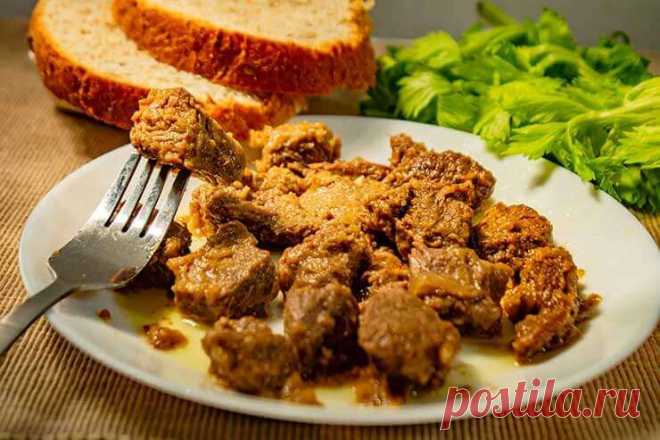 Говядина по-кремлевски: вкуснейшее мясо на сливочном масле Невероятно нежное и ароматное блюдо – говядина по-кремлевски, приготовленное по традиционным рецептам кремлевских поваров времен СССР