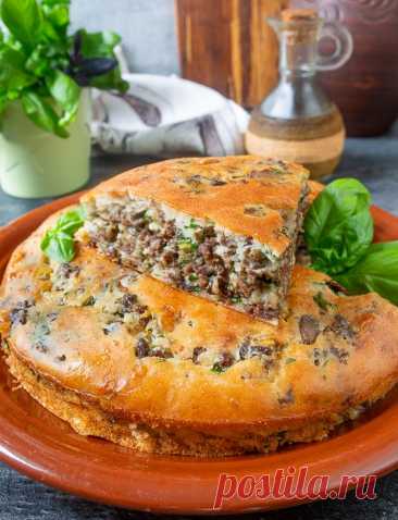 Заливной пирог с мясом и грибами