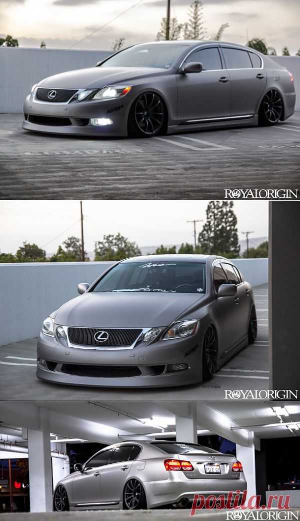 Lexus GS430.