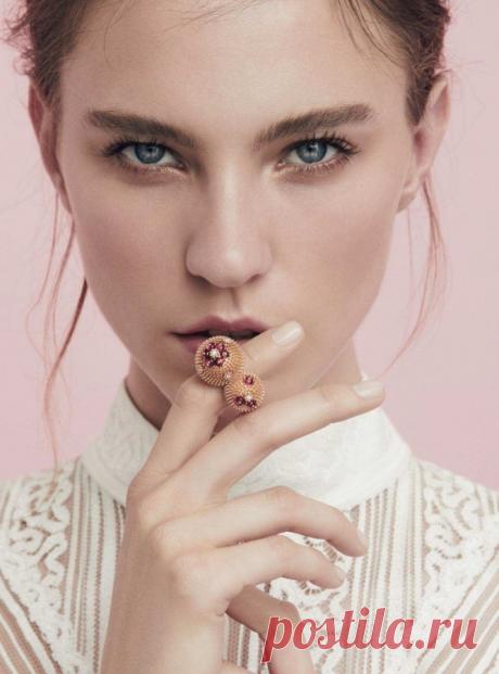 Nicole Pollard for Harper's Bazaar UK by Lara Jade — Модно / Nemodno