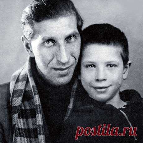 (+2) Почему известный актёр Сергей Филиппов долгие годы отказывался от общения с родным сыном