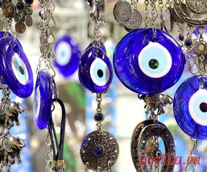 Как поставить защиту от сглаза и порчи на всю семью самостоятельно Способы защиты себя и своих близких от зависти, наговоров и проклятий с помощью обычных предметов, молитв и заговоров в домашних условиях