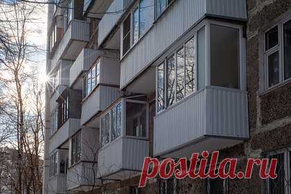 Москвичи расхотели покупать жилье. В январе 2024 года жители Москвы расхотели покупать жилье — спрос на приобретение как первичного, так и вторичного жилья в столице снизился. Такие данные приводят аналитики компании «Метриум». Так, число договоров купли-продажи снизилось на 3 процента, а договоров долевого участия в строительстве — на 8 процентов.