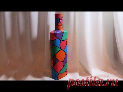 Декор бутылки маркером и акриловыми красками