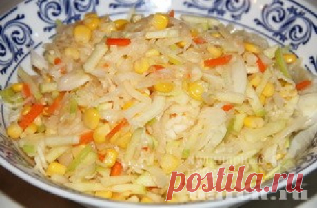 Салат из квашеной капусты с кукурузой по-смоленски | Фоторецепт с подробным описанием от Харч.ру