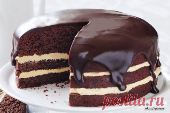 Торт "Негр в пене"
http://povar.ru/recipes/tort_negr_v_pene-16033.html