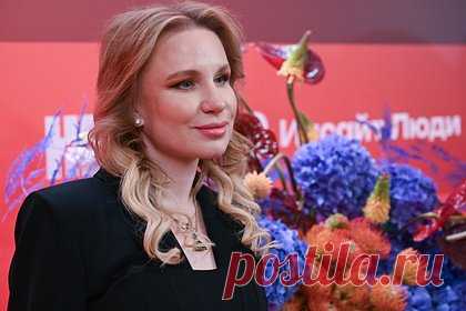 Валерия Гай Германика объявила о замужестве 17-летней дочери