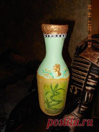 Очередные творения-вазочка и 2 бутылочки под святую воду.