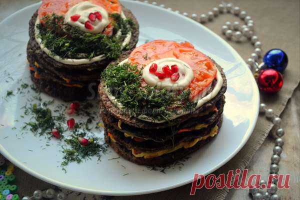 Рецепты к празднику. Мини тортики из куриной печёнки для праздничного стола. Рецепт с фото пошагово