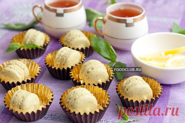 Фисташковые макаруны с базиликовым кремом – пошаговый рецепт на Foodclub.ru