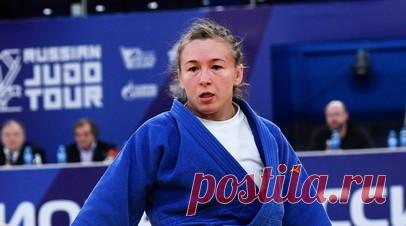 Курбонмамадова: кайфовала от того, что Нурмагомедов очень долго мучил Макгрегора. Двукратная чемпионка Европы по дзюдо Дарья Курбонмамадова поделилась своими впечатлениями от боя бывшего чемпиона UFC в лёгком весе Хабиба Нурмагомедова с ирландцем Конором Макгрегором. Читать далее