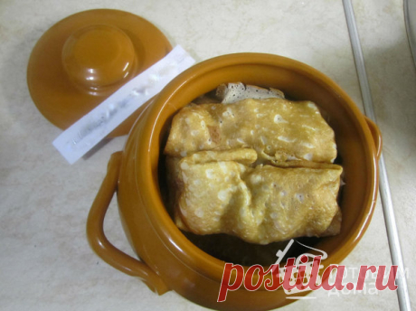 Блины с курицей, грибами и сыром в горшочке - пошаговый рецепт с фото на Готовим дома