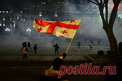 В Грузии заявили о самовыявлении иноагентов в ходе протестов. Глава правящей партии Грузии «Грузинская мечта» Ираклий Кобахидзе заявил, что иностранные агенты выявили себя в ходе протестов против принятия соответствующего закона. «Протесты по поводу законопроекта об иностранных агентах были абсолютным фарсом, основанным на лжи», — указал Кобахидзе.
