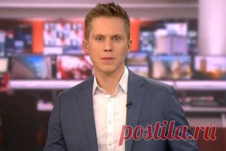 Телеведущий оговорился в эфире и рассмешил пользователей сети. Ведущий телеканала BBC News Гарет Барлоу оговорился в эфире и рассмешил пользователей Twitter (новое название — X). В приветствии он случайно перепутал местоимения и произнес «я смотрю &quot;Би-би-си&quot;» вместо «вы смотрите &quot;Би-би-си&quot;». «Ха-ха, обожаю такое», «Это очень меня рассмешило», — поделились впечатлениями читатели.