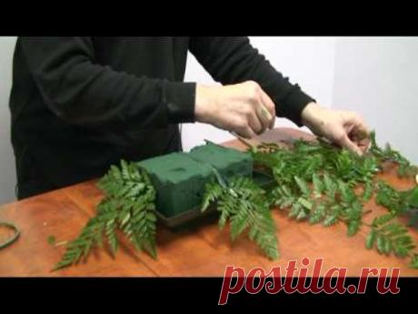 How to Arrange your Own Wedding Centrepiece - YouTube