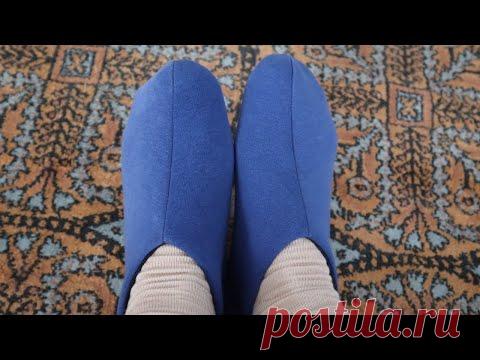 Достала из дальнего угла старую кофту и пустила в дело. Теперь она отлично смотрится у меня на ногах