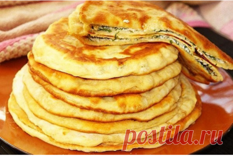 ЛЕПЁШКИ С ЯЙЦОМ И ЛУКОМ.