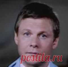 Сегодня 27 мая в 2002 году умер(ла) Виталий Соломин
