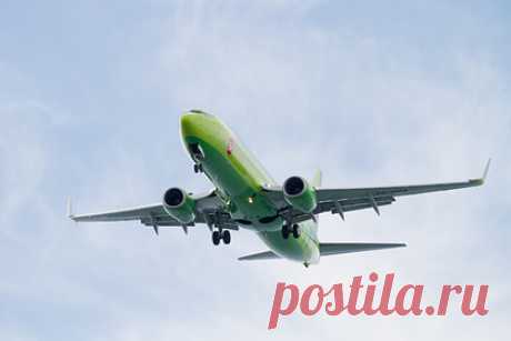 Российская авиакомпания заявила о готовности вернуть деньги за отмененные рейсы. Российская авиакомпания S7 заявила о готовности вернуть пассажирам деньги за отмененные рейсы на юг России на фоне ситуации с Украиной.