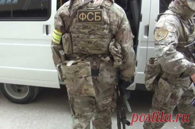 В ФСБ заявили о задержании жителя Иваново за финансирование ВСУ. Мужчина отправлял деньги на нужды ВСУ в целях приобретения военного снаряжения.