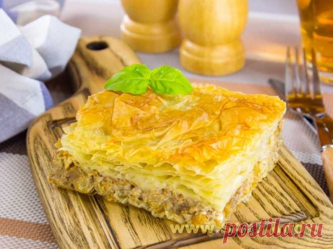 Пирог с треской, белыми грибами с тестом фило