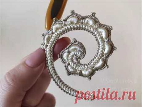 No. 12. Curl com ligação casulo.
