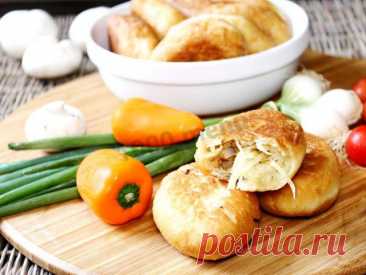 Пирожки из теста на майонезе с грибами, капустой и луком рецепт с фото - 1000.menu